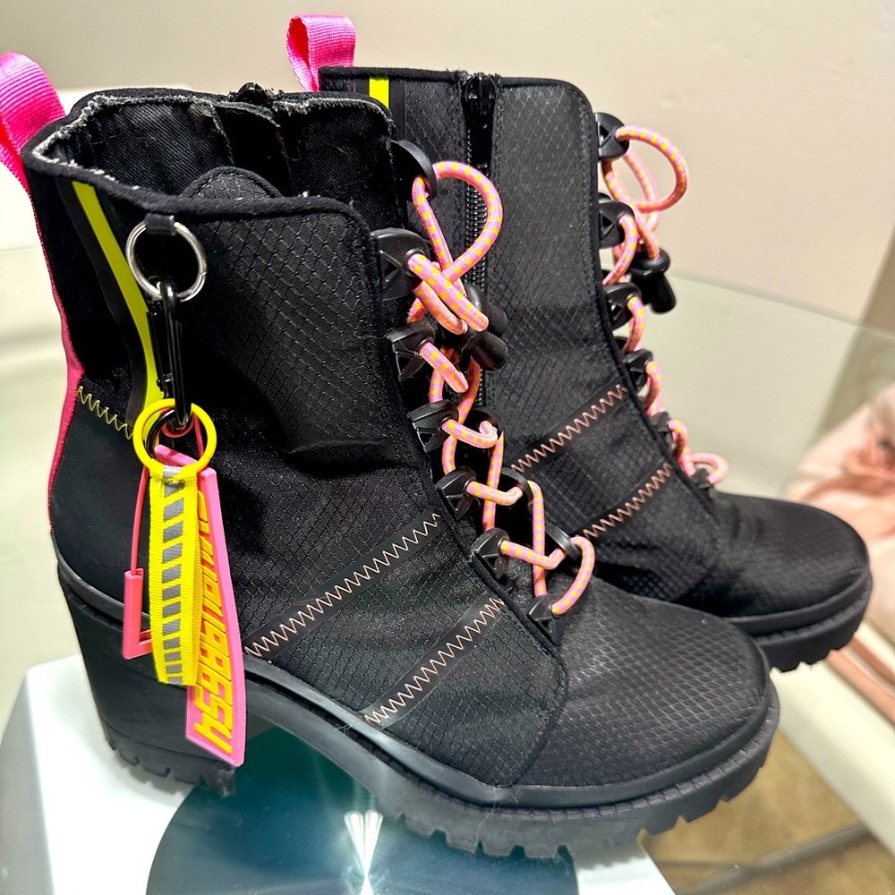 Steve Madden booties